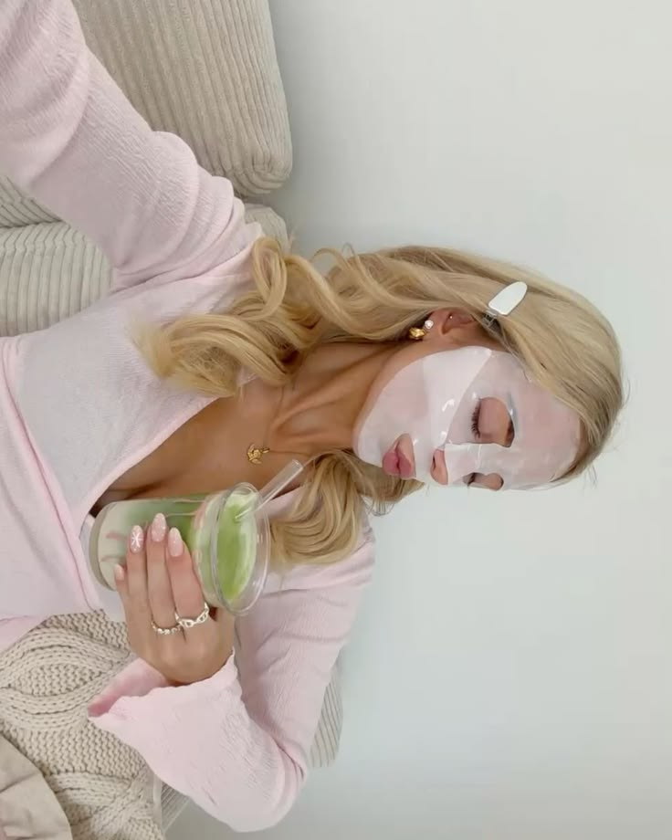 @sofia.wellness, Glow ritual